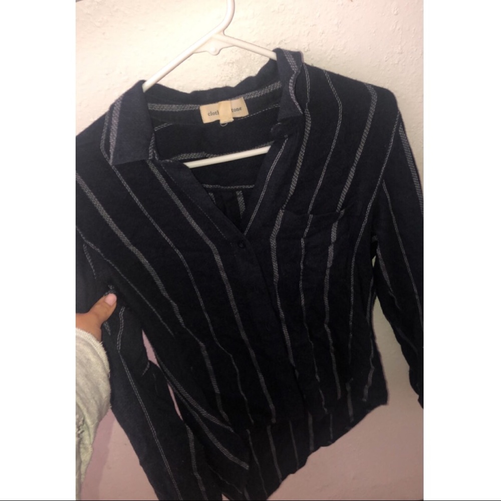 Cloth & Stone Button Down - Picture 3 of 3